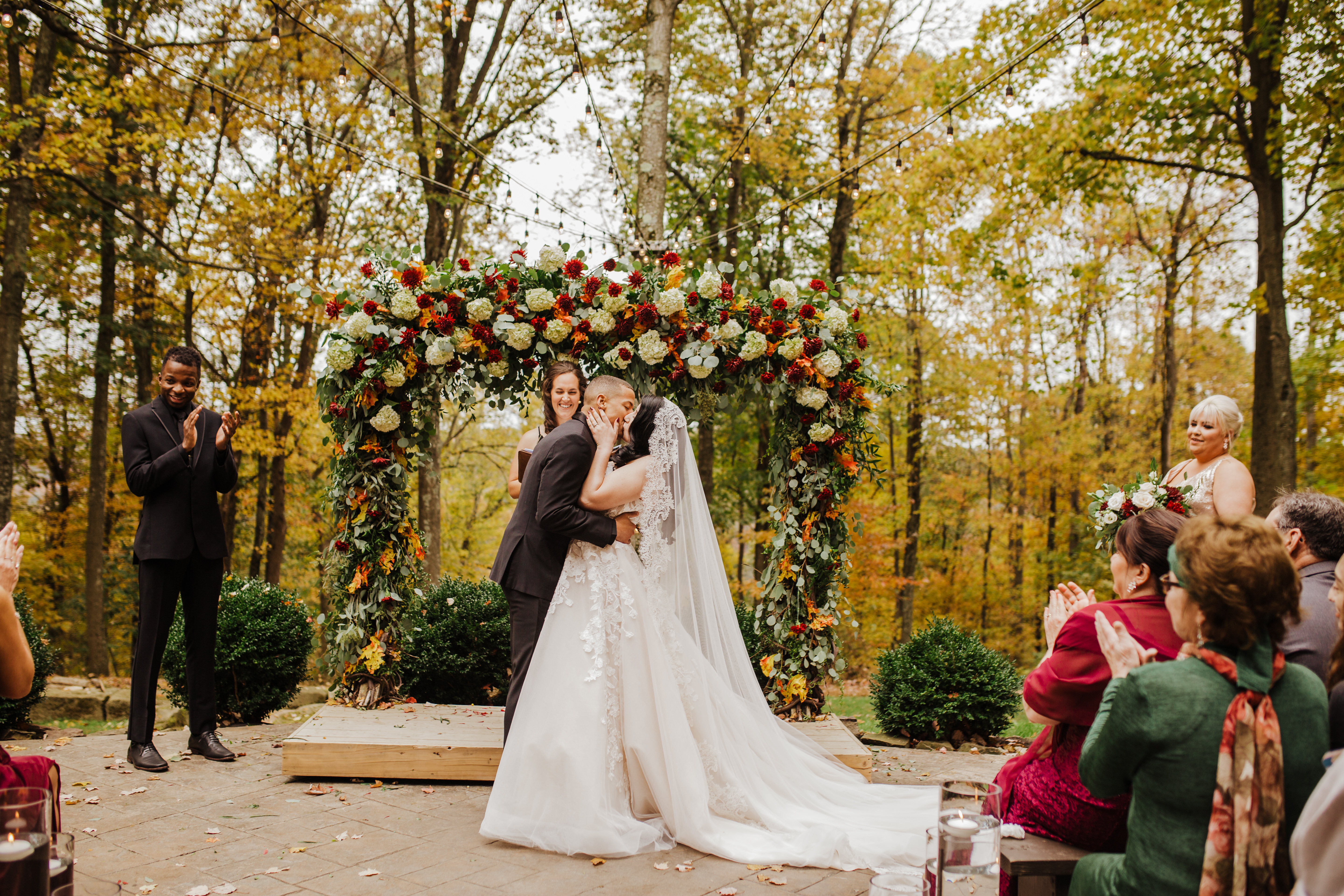 Lindsay Dawn Photography - Northeast Ohio Wedding & Destination Wedding Photographer